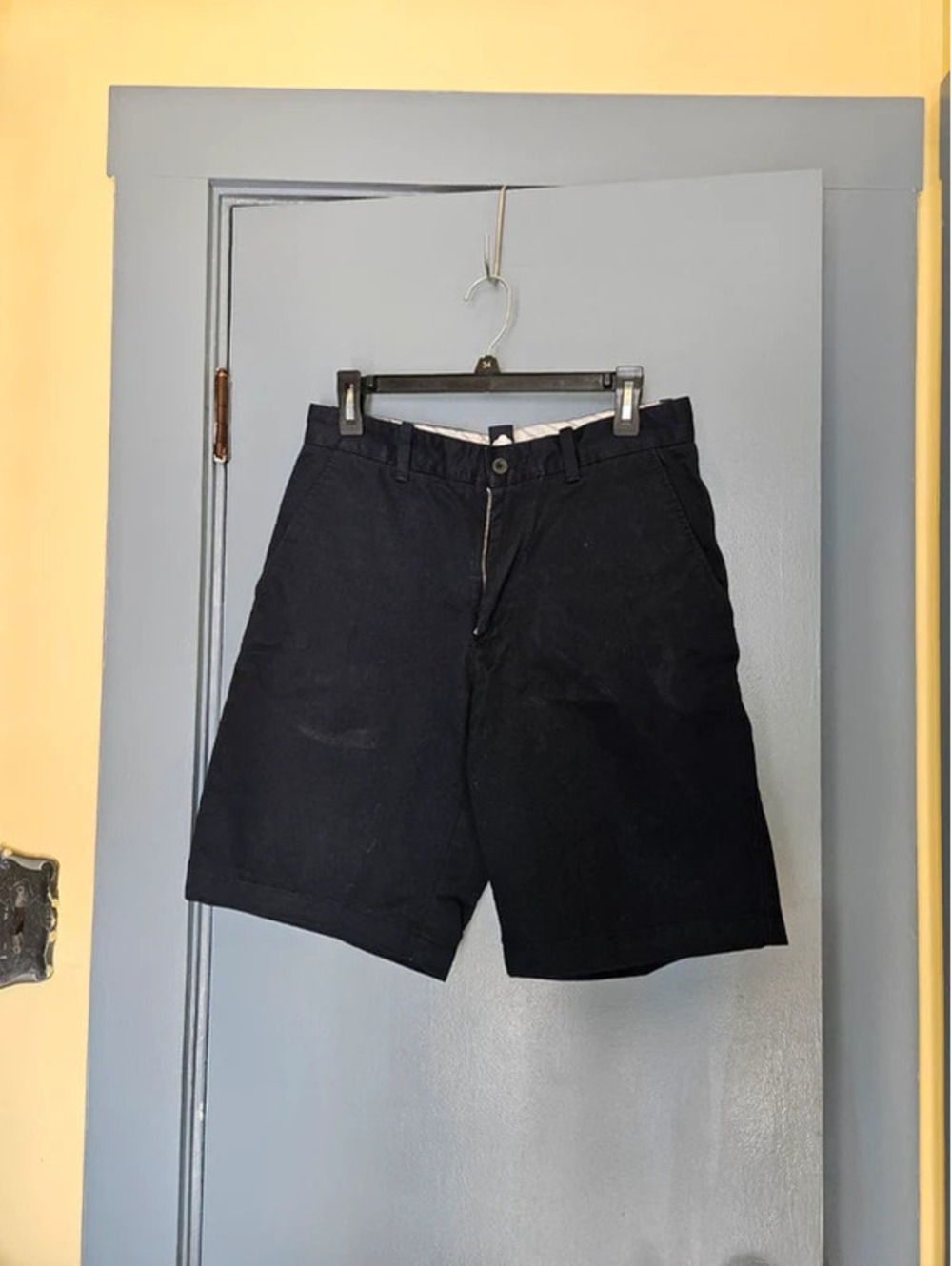 GAP Mens Chino Shorts Navy Blue Flat Front Casual Size 30 Inseam 9.5